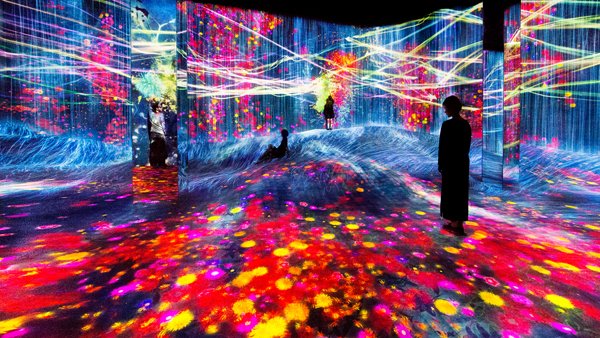 WHEN ART MEETS TECHNOLOGY